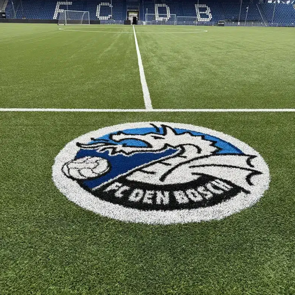 fc-denbosch-nieuwe-borden-img1